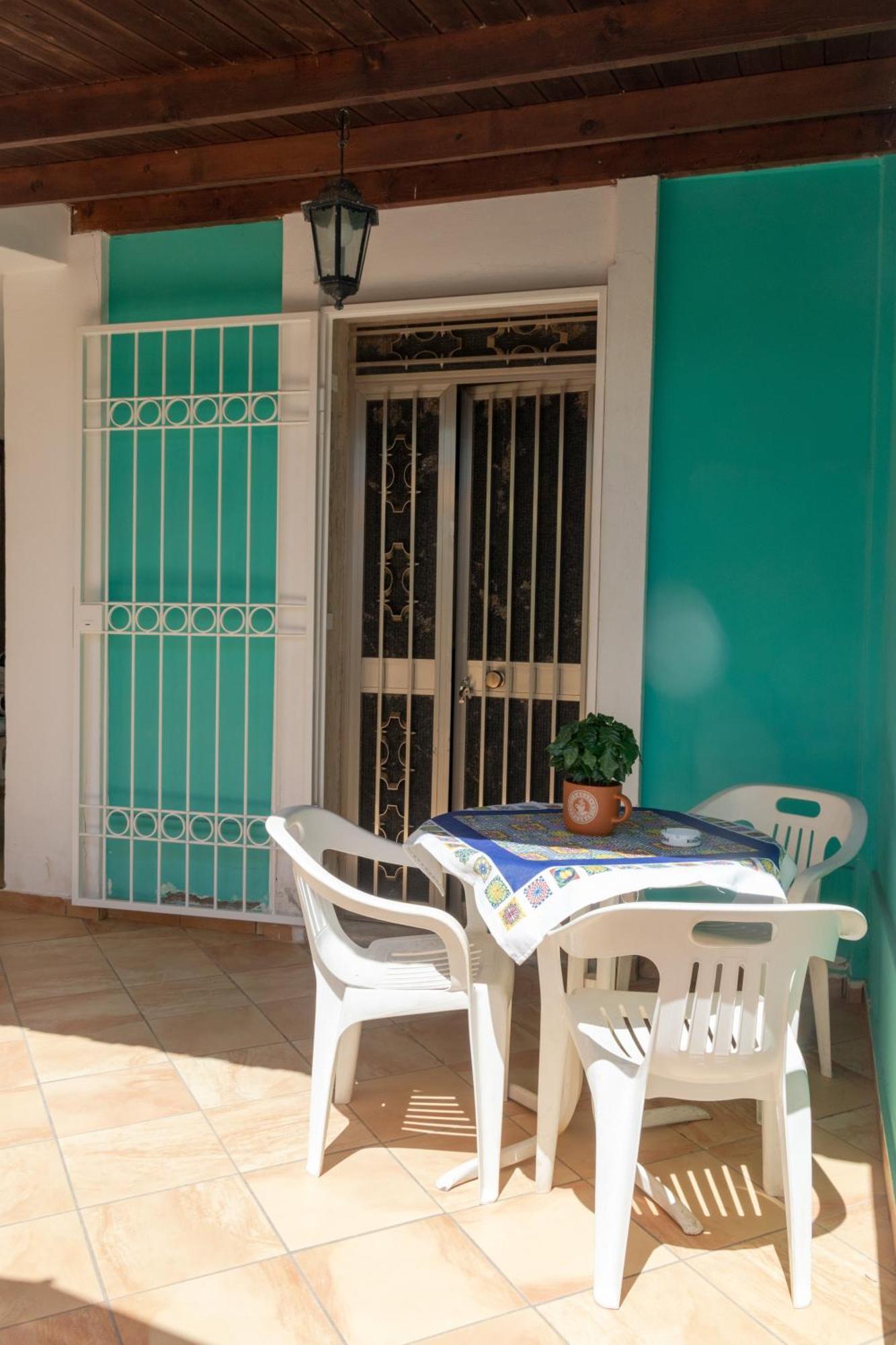 Amaris Mango Seafront Villa Granelli Exterior photo